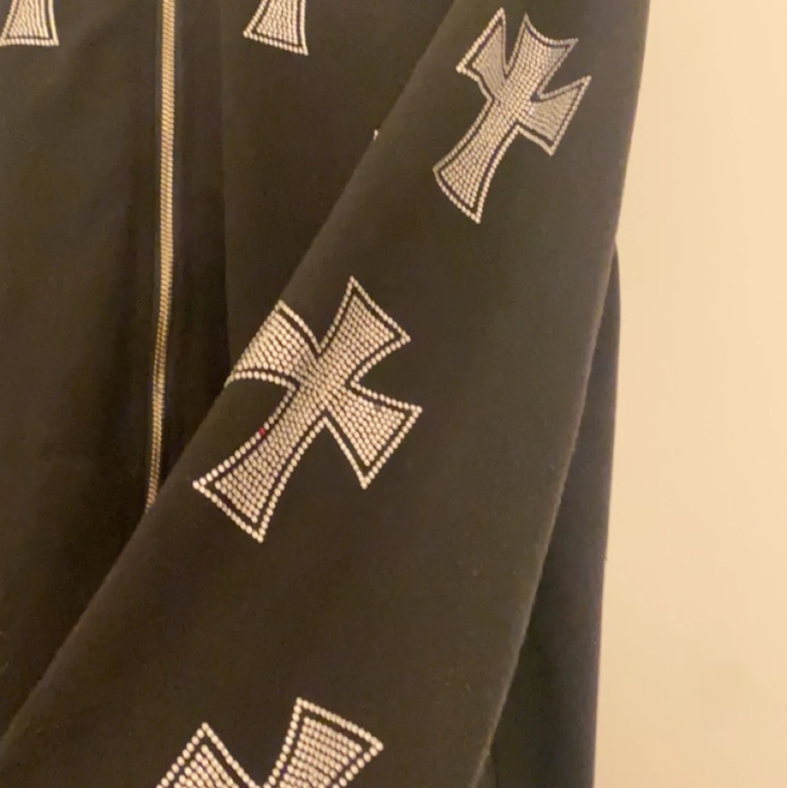 Rhinestone hoodie - 90