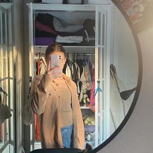 Kappahl  - En mörk bagie färg, använd 1-2 gånger och bra skick