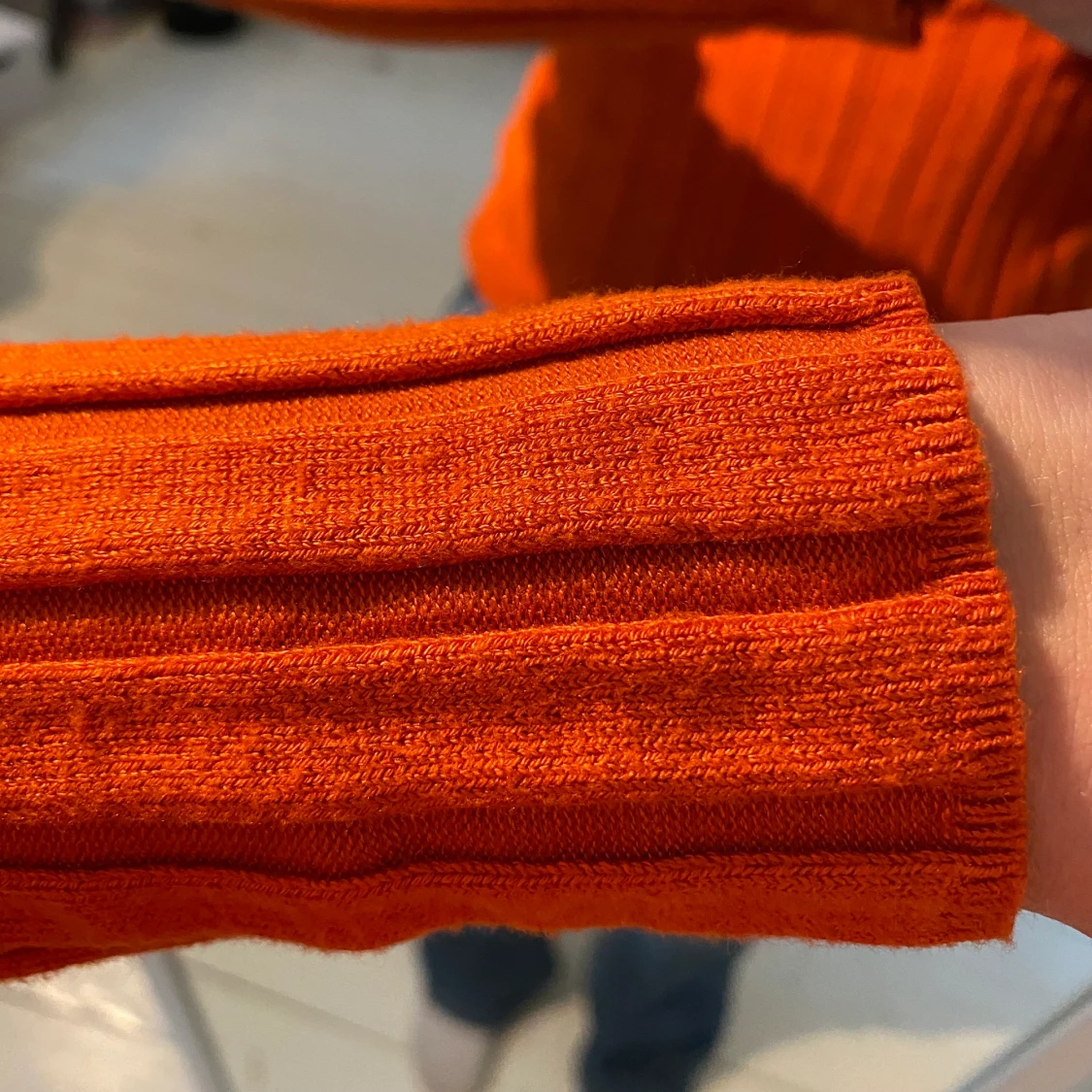 Orange långärmad tröja - 90