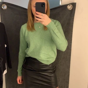 Stickat  - Grön gullig stickad tröja från trendhouse, kommer ej till användning❤️‍🔥 köpt för 400kr 