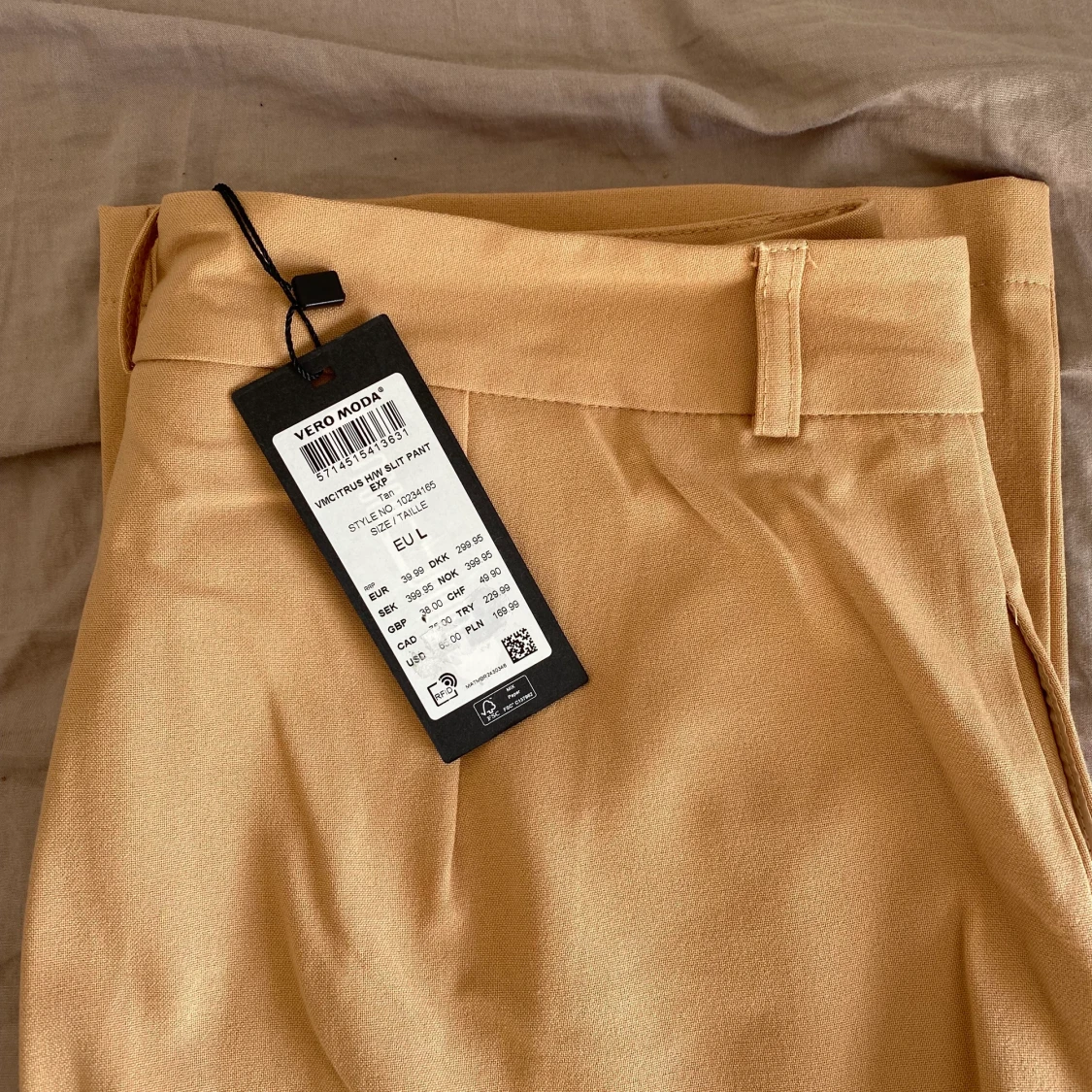 Helt nya kostymbyxor  - 91