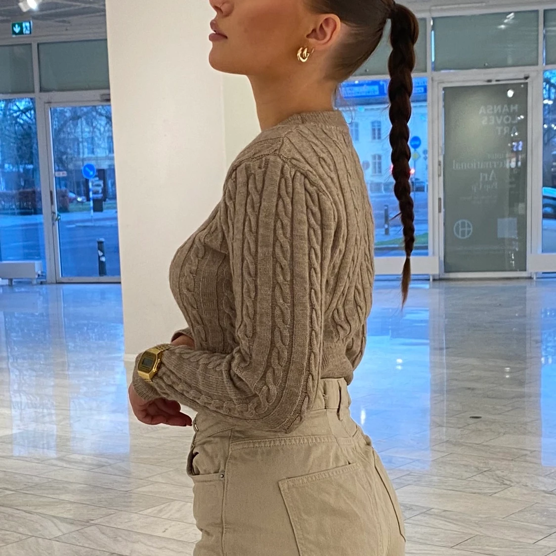 Beige stickad tröja  - 90