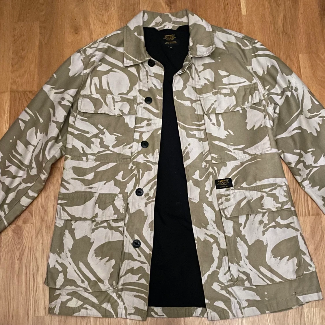 Carhartt WIP Camo Jacka
