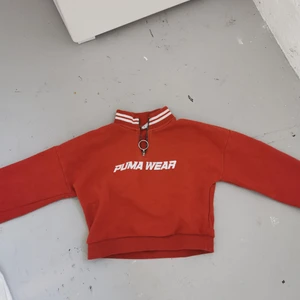 Puma tröja strl M - Puma tröja i bra skick. 