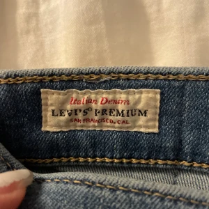 Levis jeans - Det är skinny jeans från Levis storlek 25