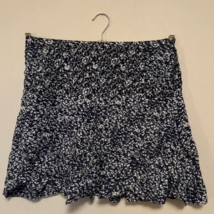 Kjol - Fin blå och vit kjol