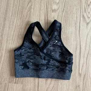 Gymshark topp - Topp från gymshark, stl S