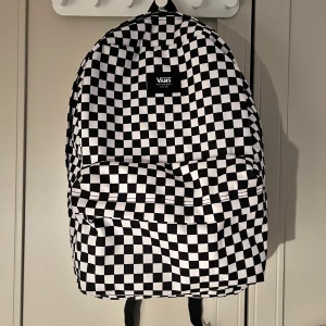 Ryggsäck Vans - Ryggsäcken är i superbra skick