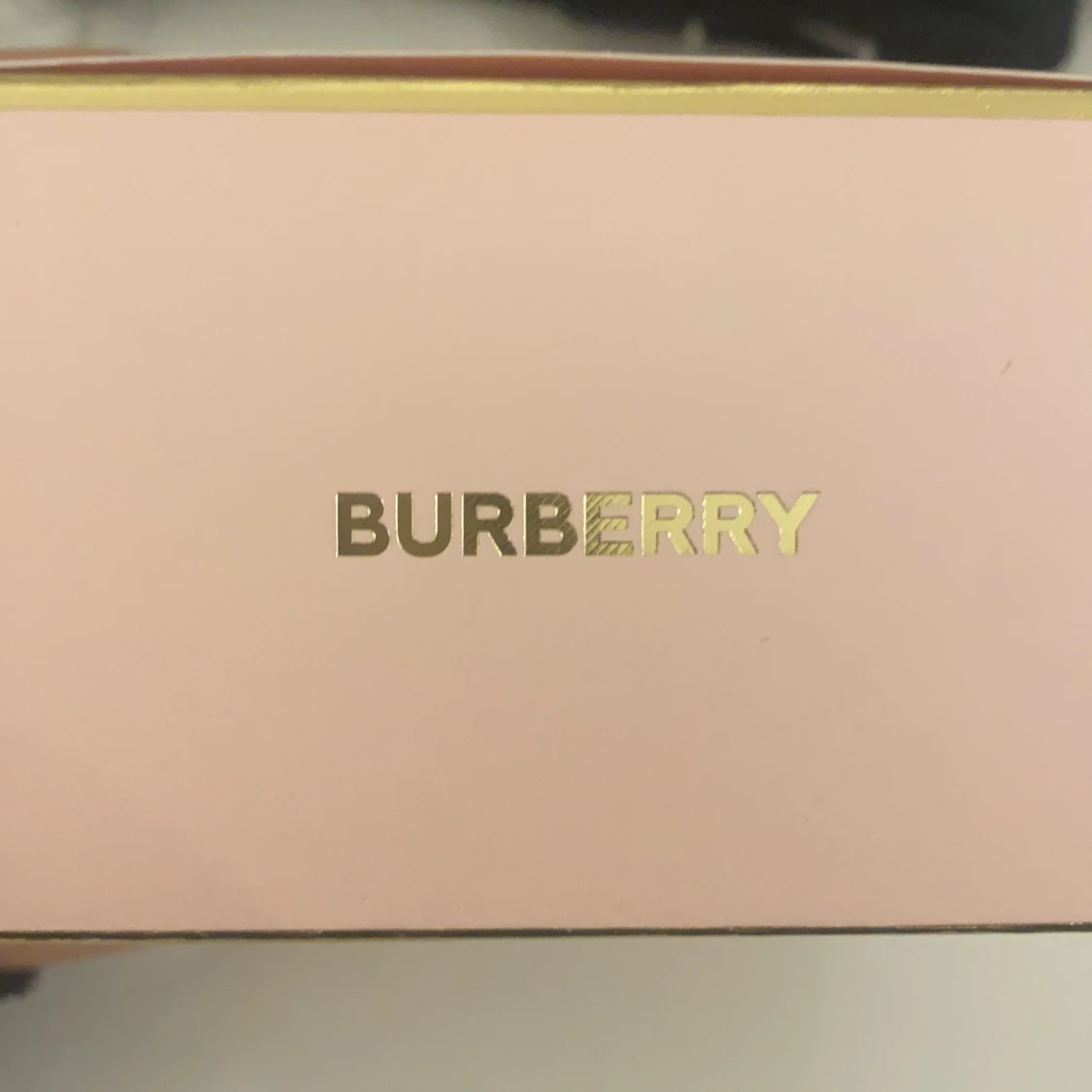 Burberry parfym  - 91