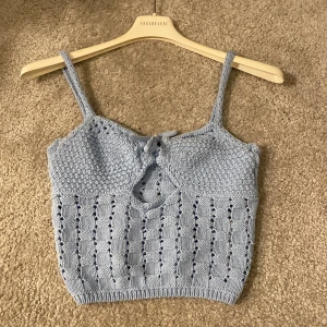 Zara topp - Helt oanvänd jättefin zara topp. köparen står för frakt.