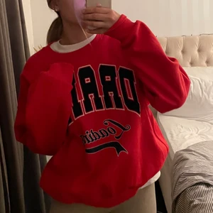 Sweatshirt med text - Nyskick