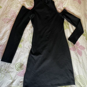 Rihanna exclusiva kollektion. Stl s - Jätte fin klänning från rihannas exklusive kollektionen. Stl  s. 