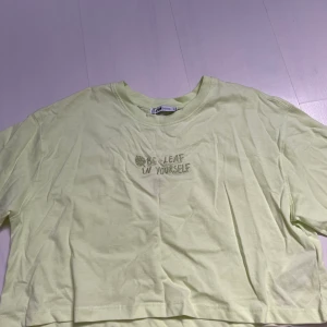 Grön tröja - Aldrig använt 