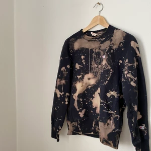 Champion Sweater Tie-dye - Storlek M. Inga anmärkningar 