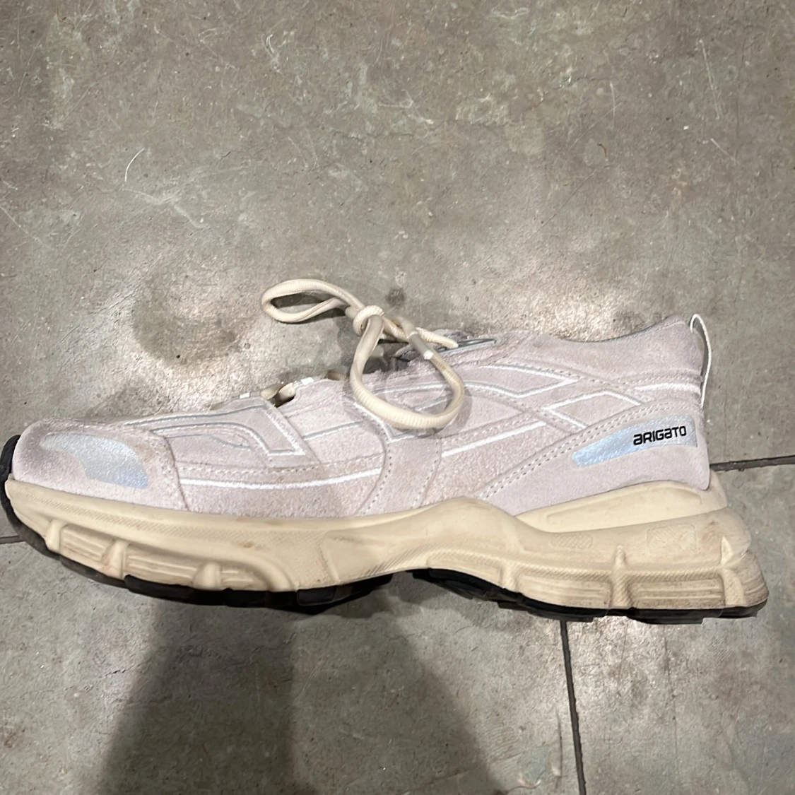 Sneakers Arigato