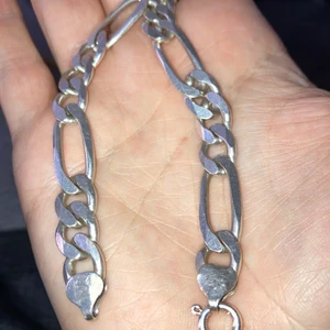 Armband i silver 925 - Behöver nytt spänne, väldigt fint därav priset