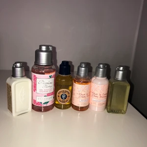 Hudvård - Säljer ett kit med produkter från märket loccitane  Innehåller: shower gel, shower oil, body lotion, bath & shower mousse, shimmering lotion