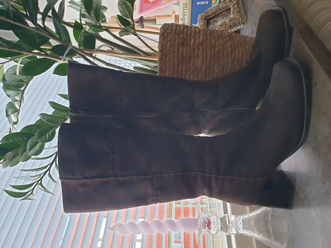 Bruna boots med klack