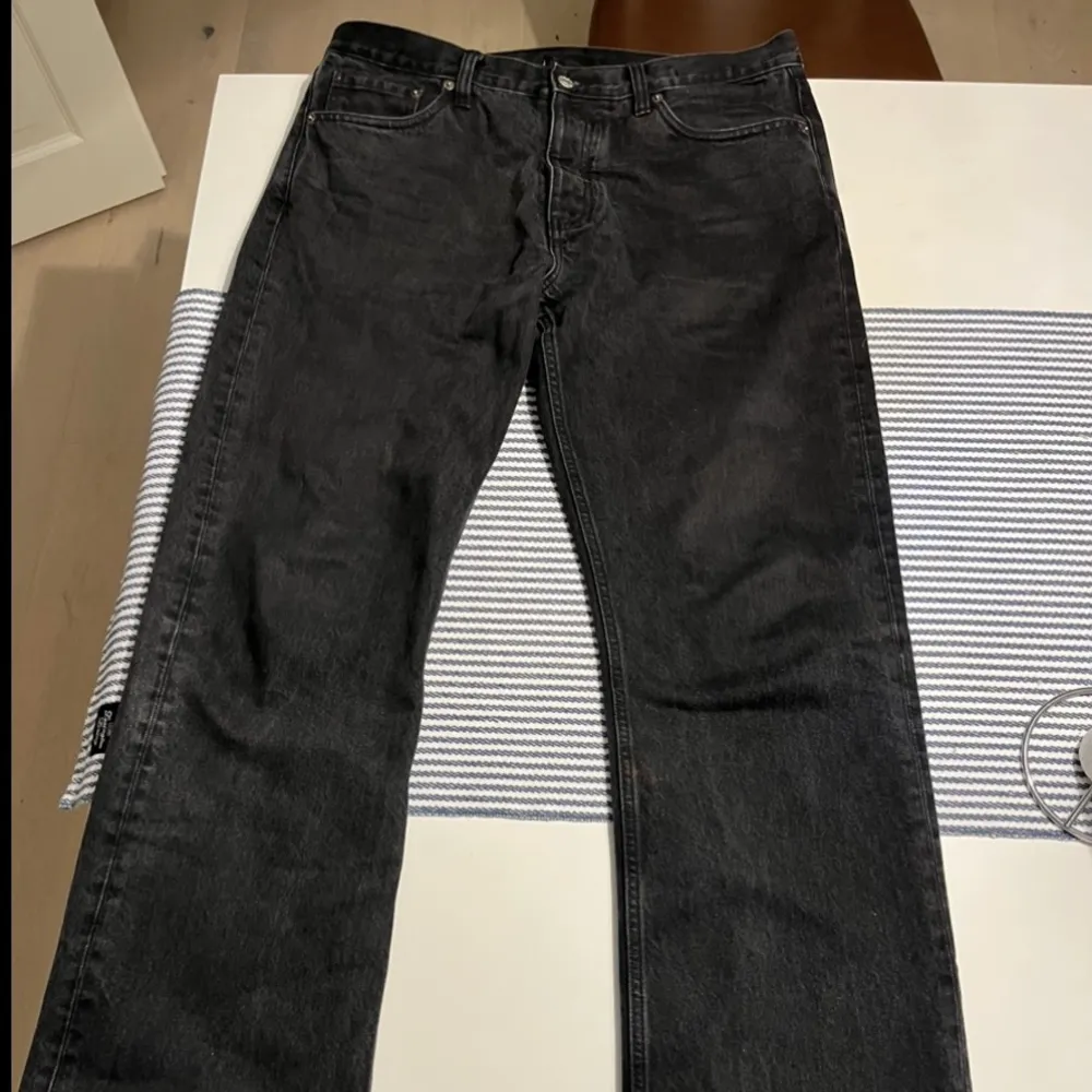 Hej, säljer ett par hope rush jeans som ej passade. De är i storlek 33 och är i jättebra skick. Nypris va 1500. Priset är inte hugget i sten. Hör av dig vid frågor.. Jeans & Byxor.