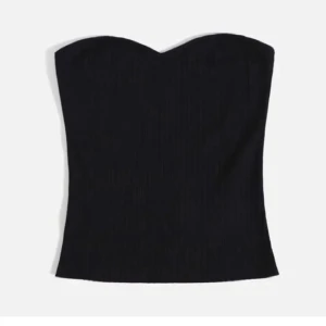 Bandeau topp - Superfin svart bandeau topp som passar till allt. Helt ny, med lappar kvar. Storlek S 💕 säljer för 80kr +frakt 