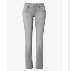 LTB Valerie jeans  - Aldrig använda, slutsåld överallt. Möts ej upp