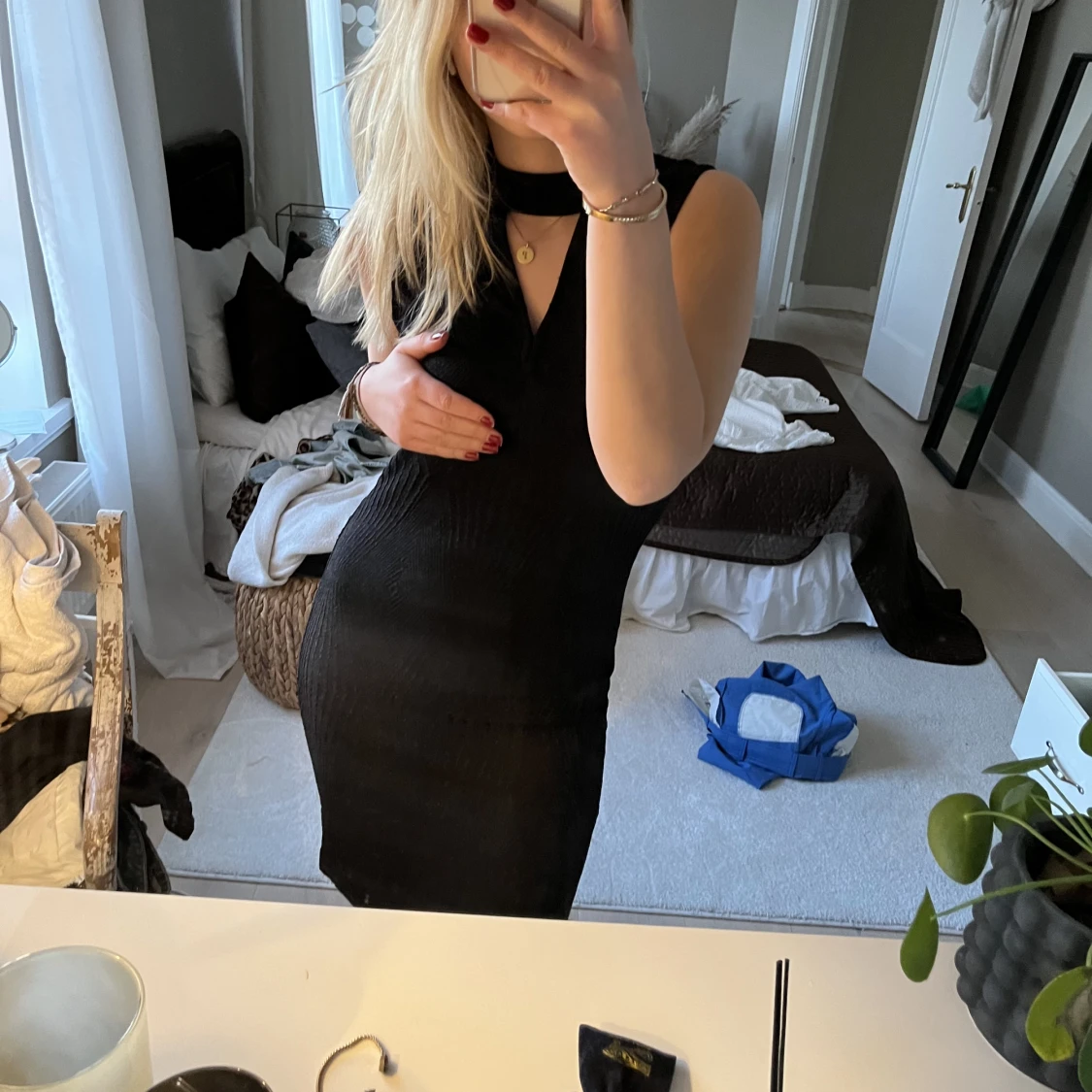 Glittrig tight klänning