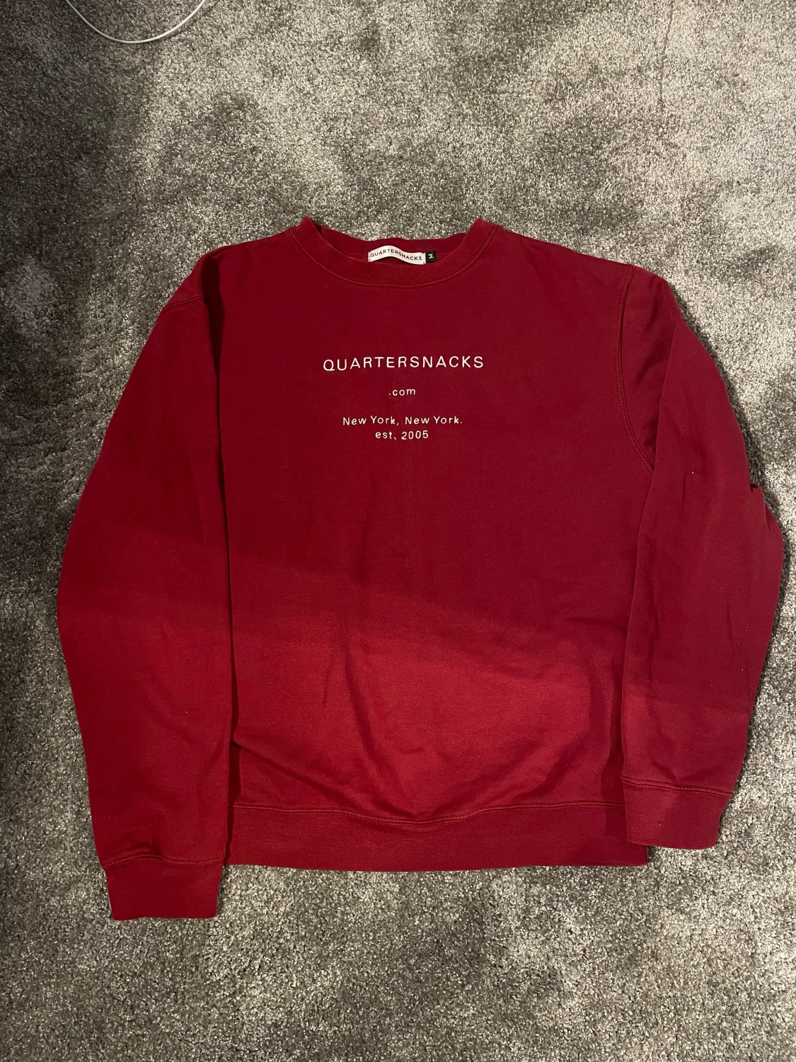 Röd sweatshirt 