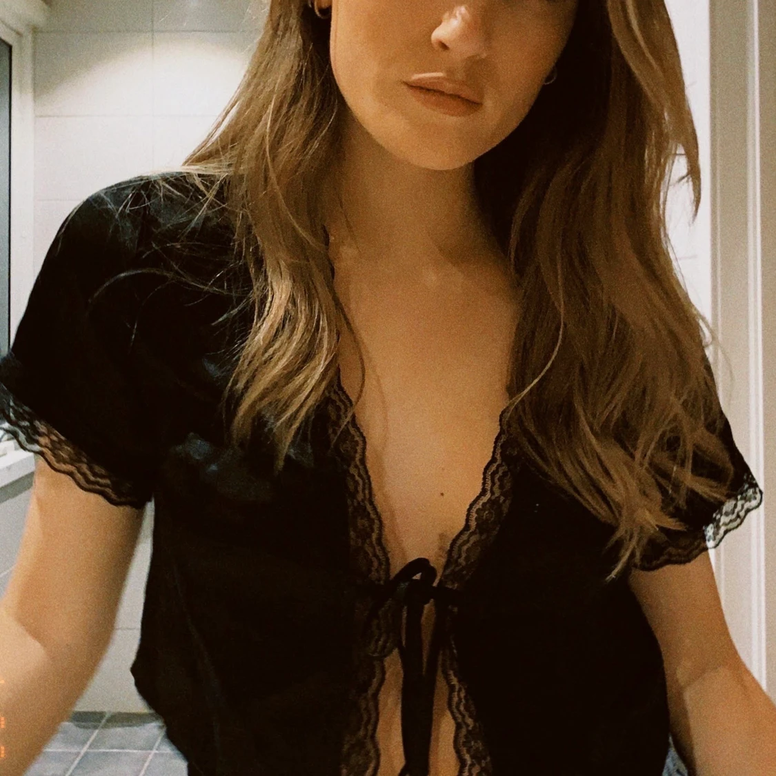 Topp/blus med knytning - 90