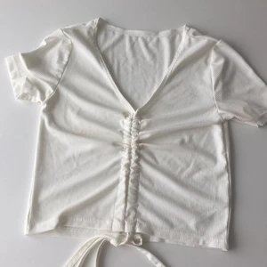 vit topp🤍 - säljer denna vita topp🤍