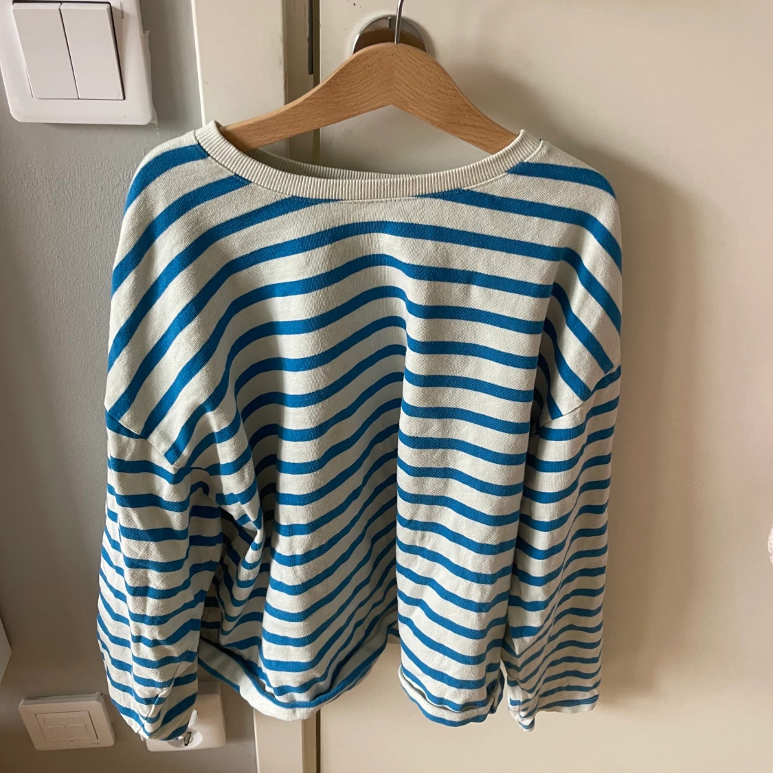 Jätte fin tröja i bra skick 💗