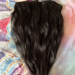 Äkta löshår  - Fint löshår i träns Inte slitet, och givetvis äkta Går att färga, platta och locka! :) 