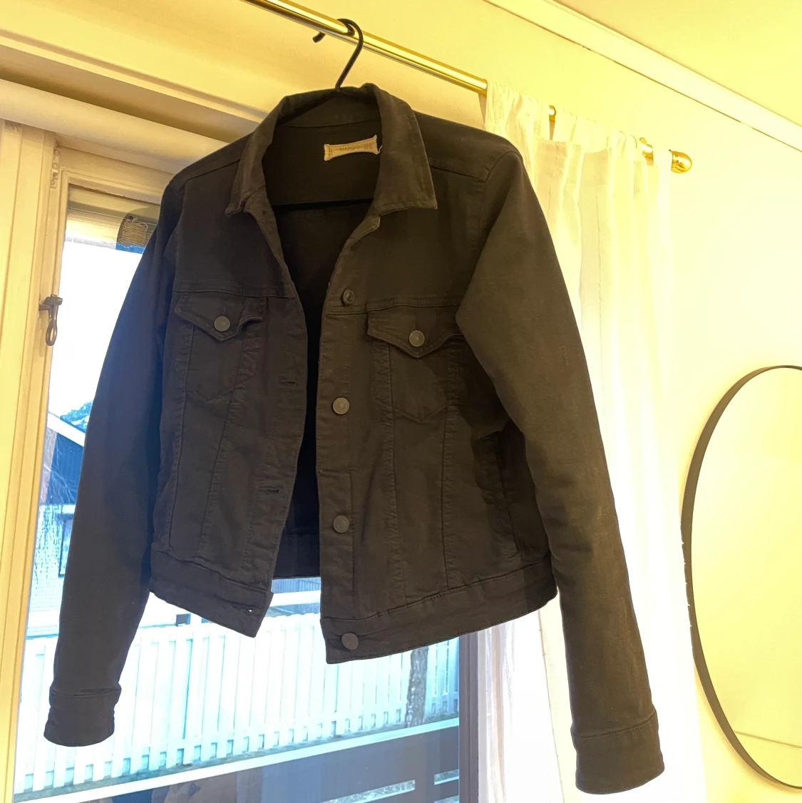 Svart jeansjacka - 90