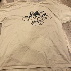 Tröja  - Skriv för fler frågor och bilder 