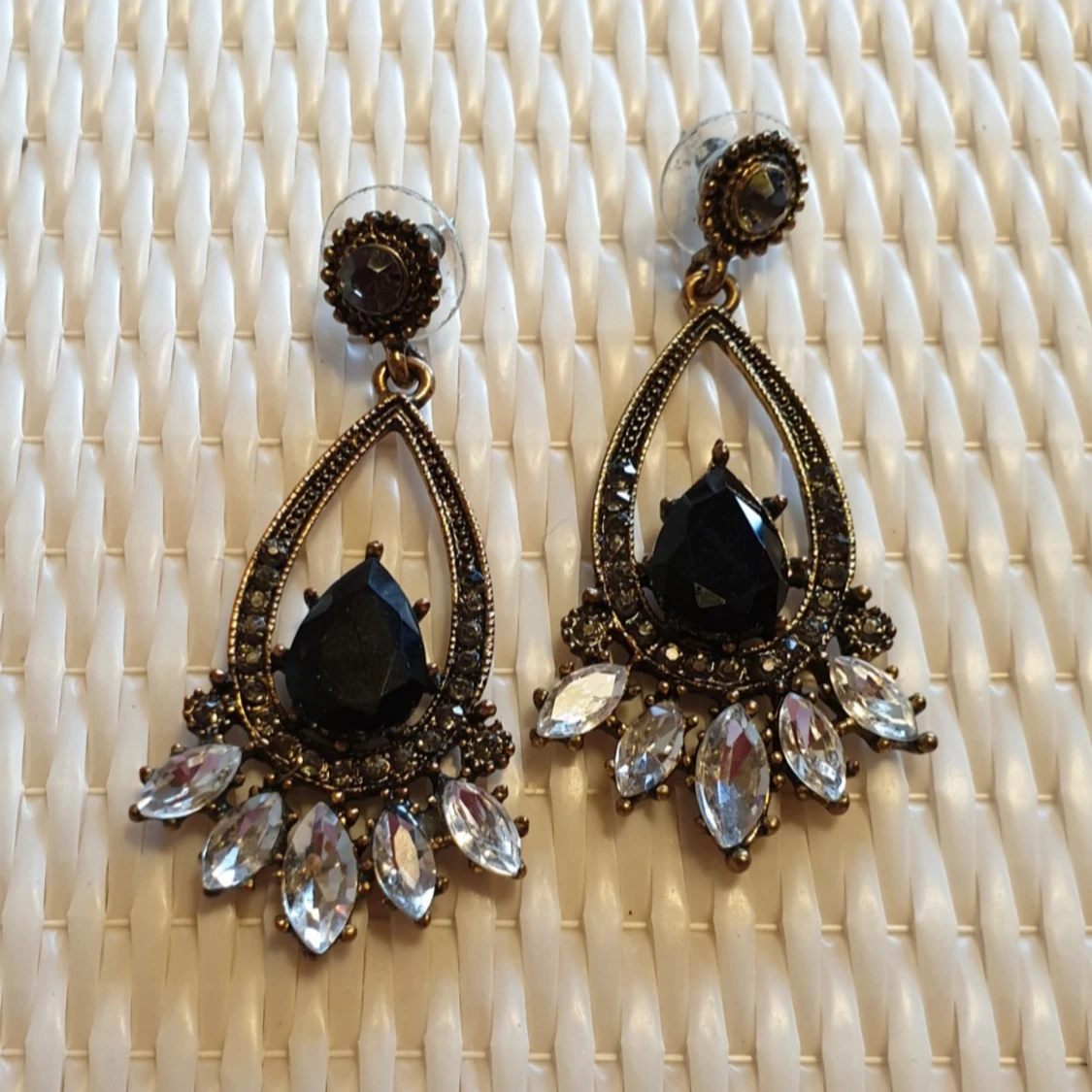 Vackra glittrande stora bling öronhängen