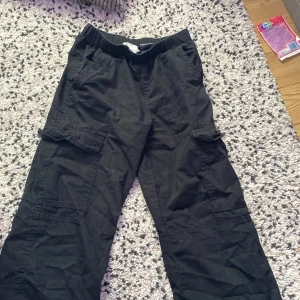 Cargo💓 - Snygga cargo!🫶 använda några få gånger.