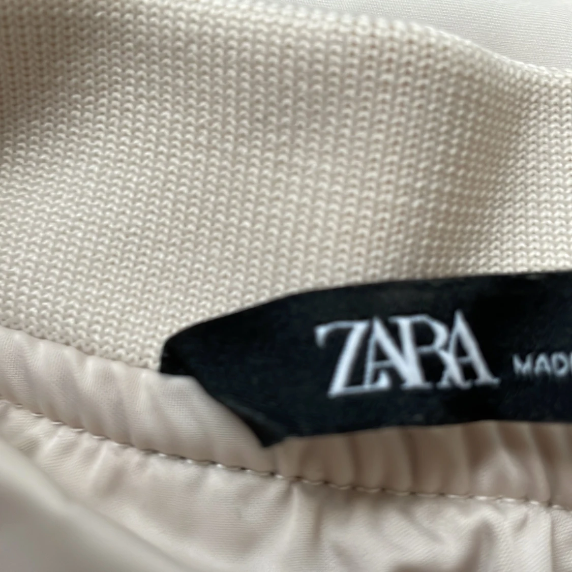 Zara tröja/ jacka - 91