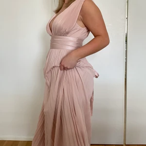 BALKLÄNNING  - Helt oanvänd 💞💞