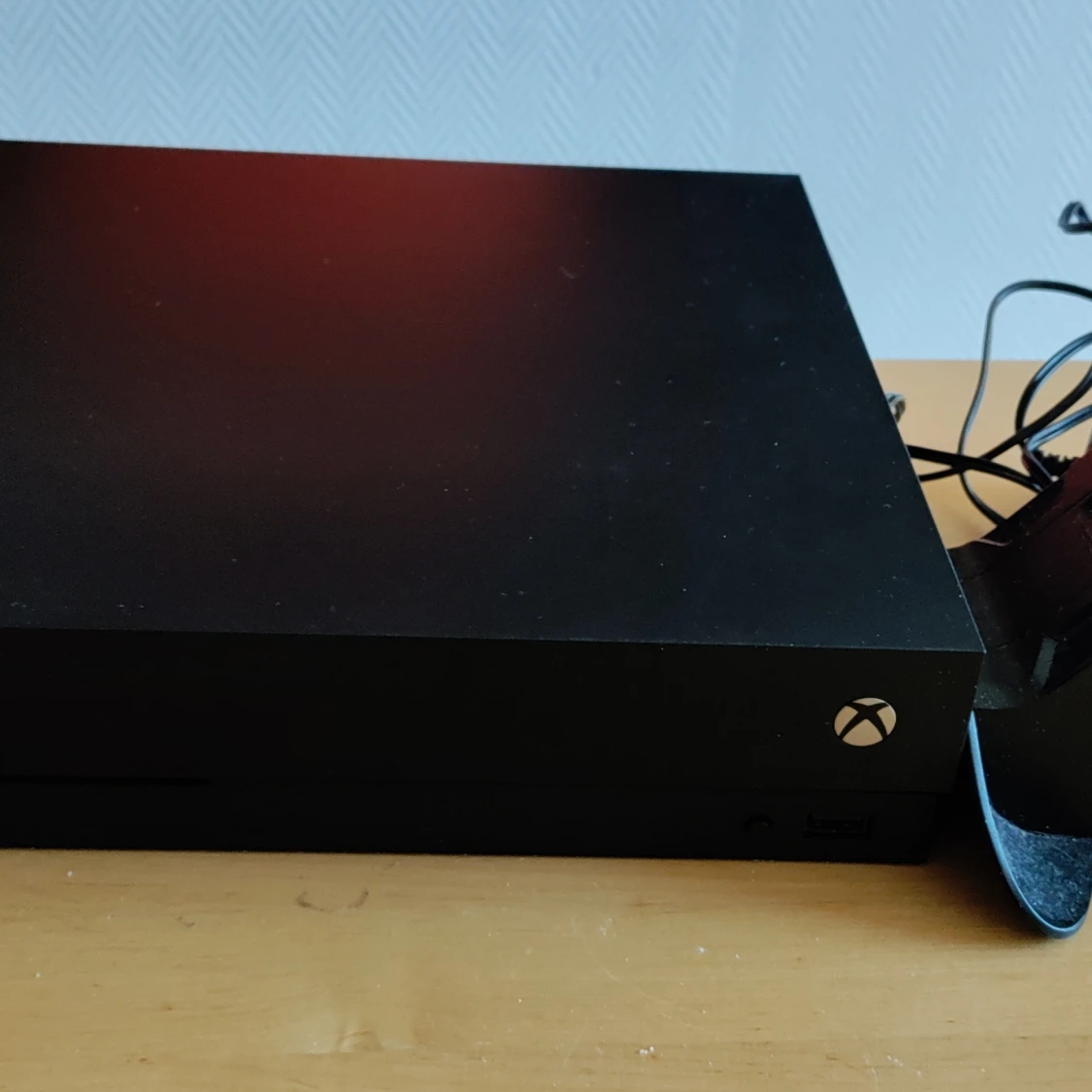 Xbox One x 2 kontroller, laddstation