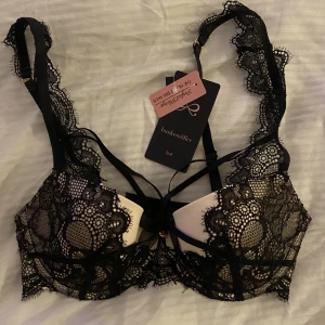 Hönkemöller bh - Säljer denna super fina bhn från hunkemöller i storlek 70c