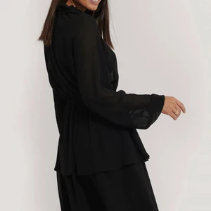 Svart klänning  - NA-KD klänning svart  