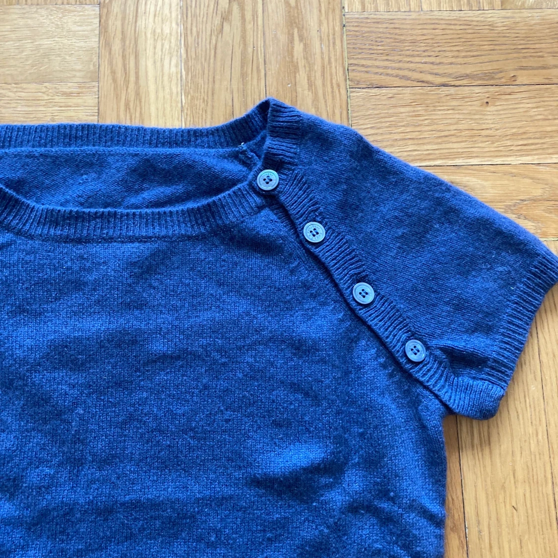 Blå stickad tröja  - 90
