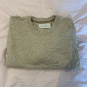 Stickad tröja  - Beige stickad tröja superfin till hösten!💕