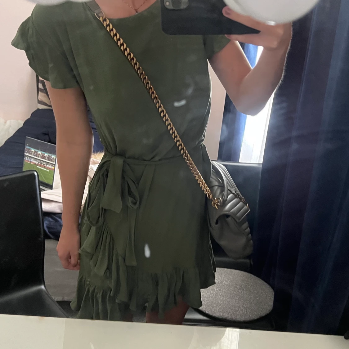 Grön volang klänning 