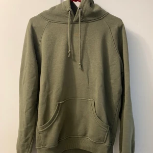 Hoodie bikbok - Grön hoodie från bikbok