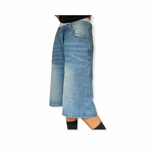 Shorts  - Feta shorts helt oanvända, storlek 32 M/L