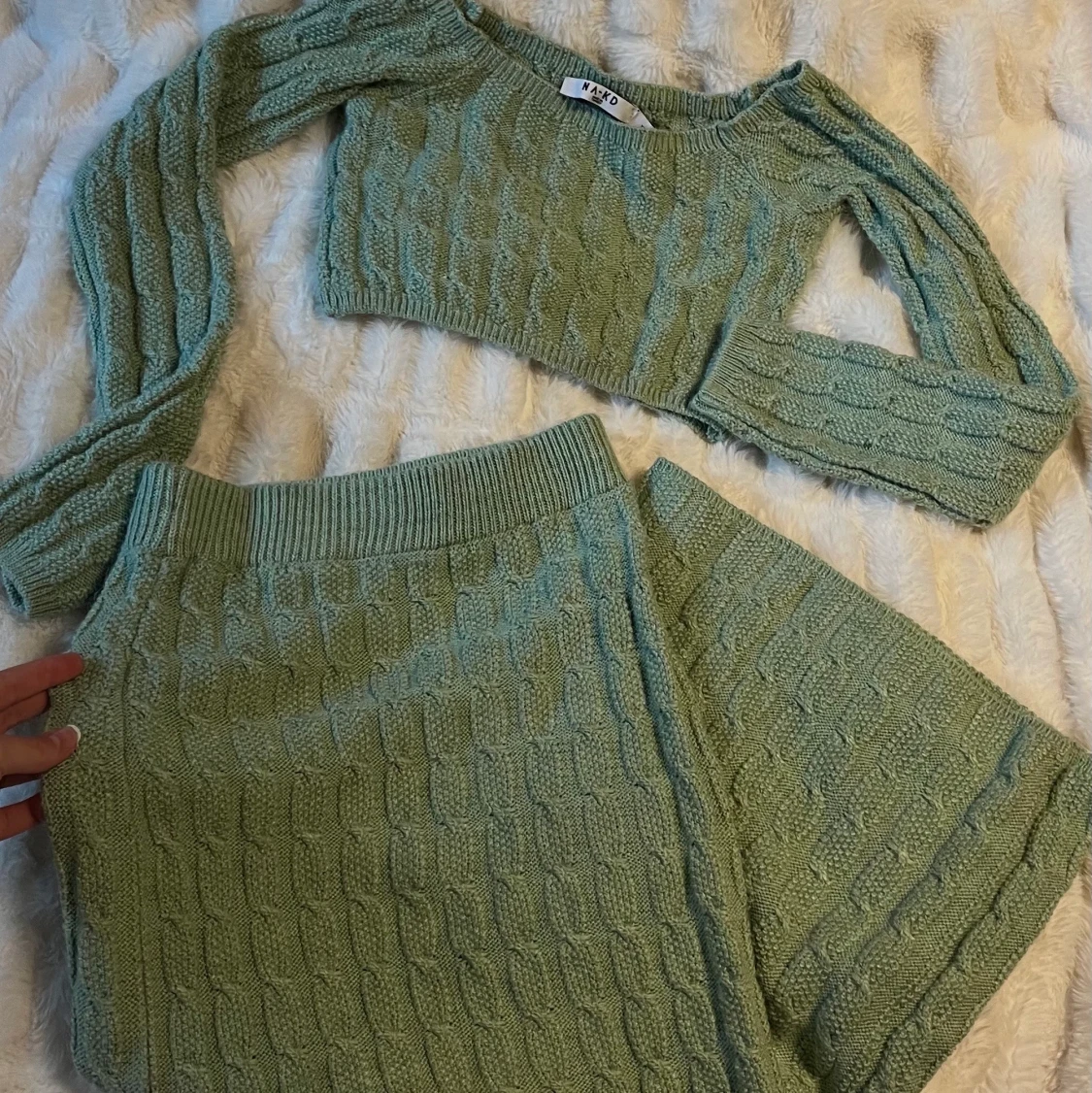 Midikjol och överdel med stickad detalj  - 90