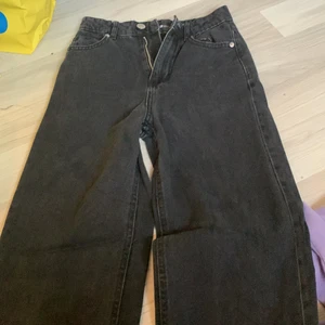 Jeans - Endast använd 3 gånger