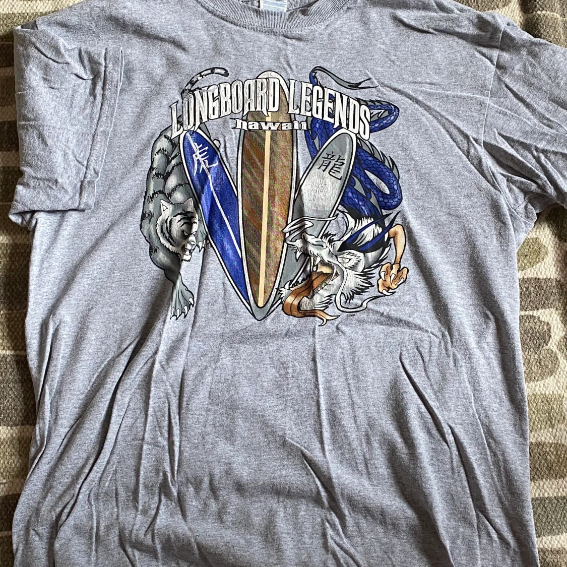 Grå T-shirt med tryck