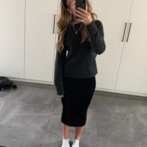 Långkjol  - Super fin långkjol som inte kommer till användning❤️