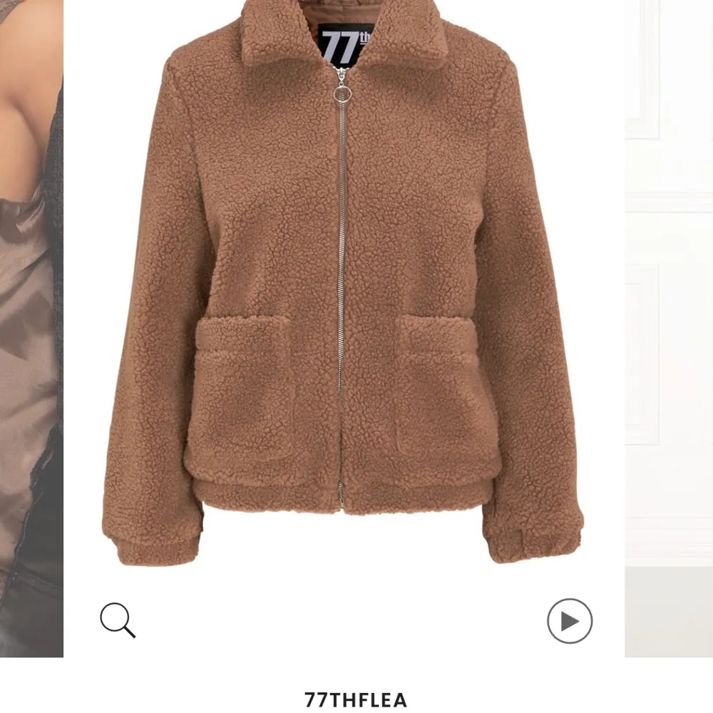 Säljer denna Teddy jacka som är ifrån 77th och är köpt för 599kr. Säljer för 250. Använt runt 4 gånger. Storlek 38 men passar mig som har storlek 34-36. Köparen står för frakten☺️. Jackor.